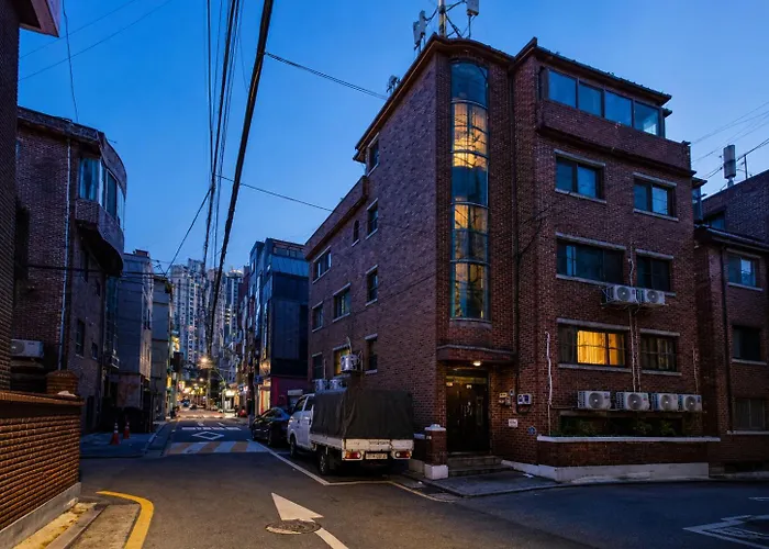 Apartment My House 5min Walk To Seongsu Musinsa, Olive Young, Konkuk Stn 6min, 3 Acs Seoul